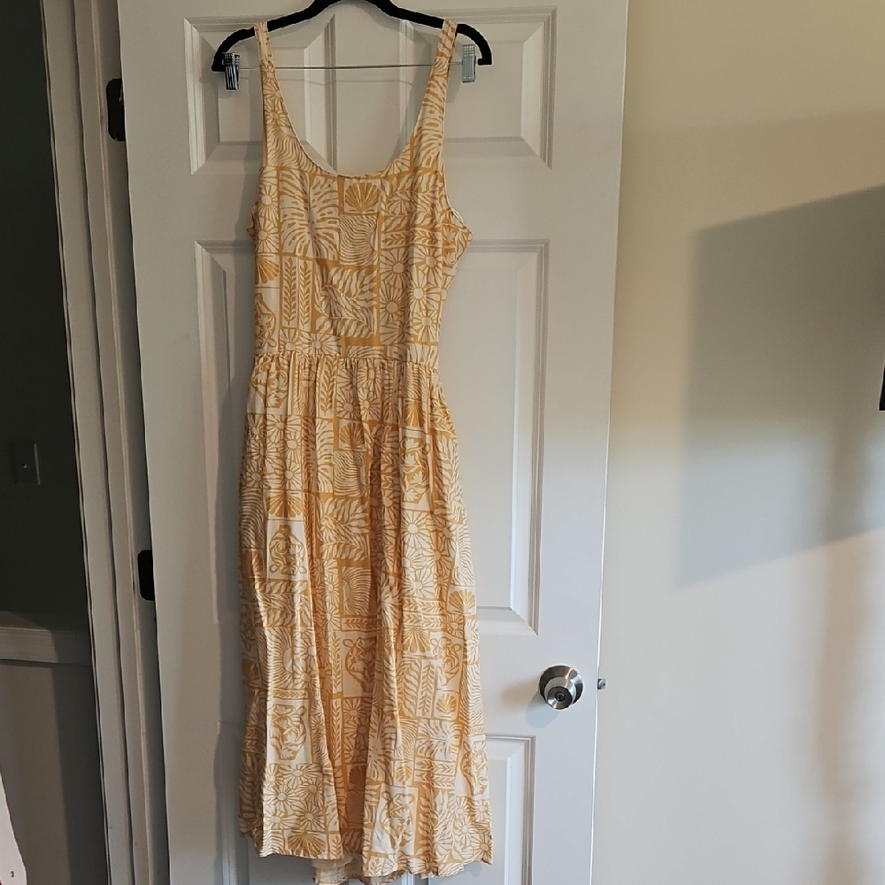 Sincerely Jules Yellow Printed Scoop Neck Midi Dress